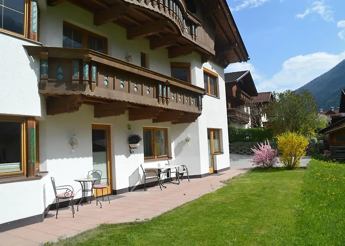 لانداوس غومبولد شقة *